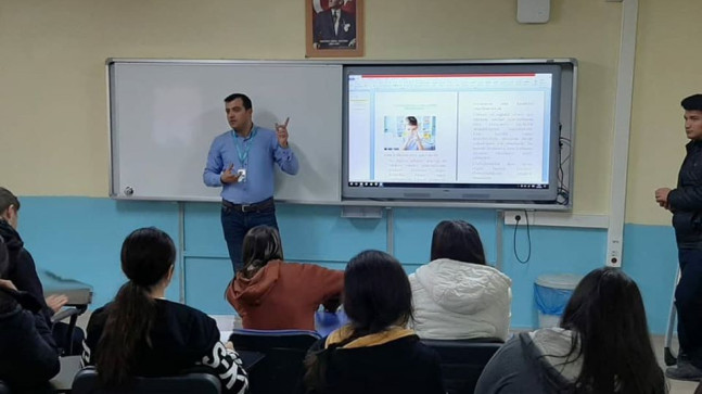 İzmir’de Lise Öğrencilerine Yönelik Eğitim Yapıldı.